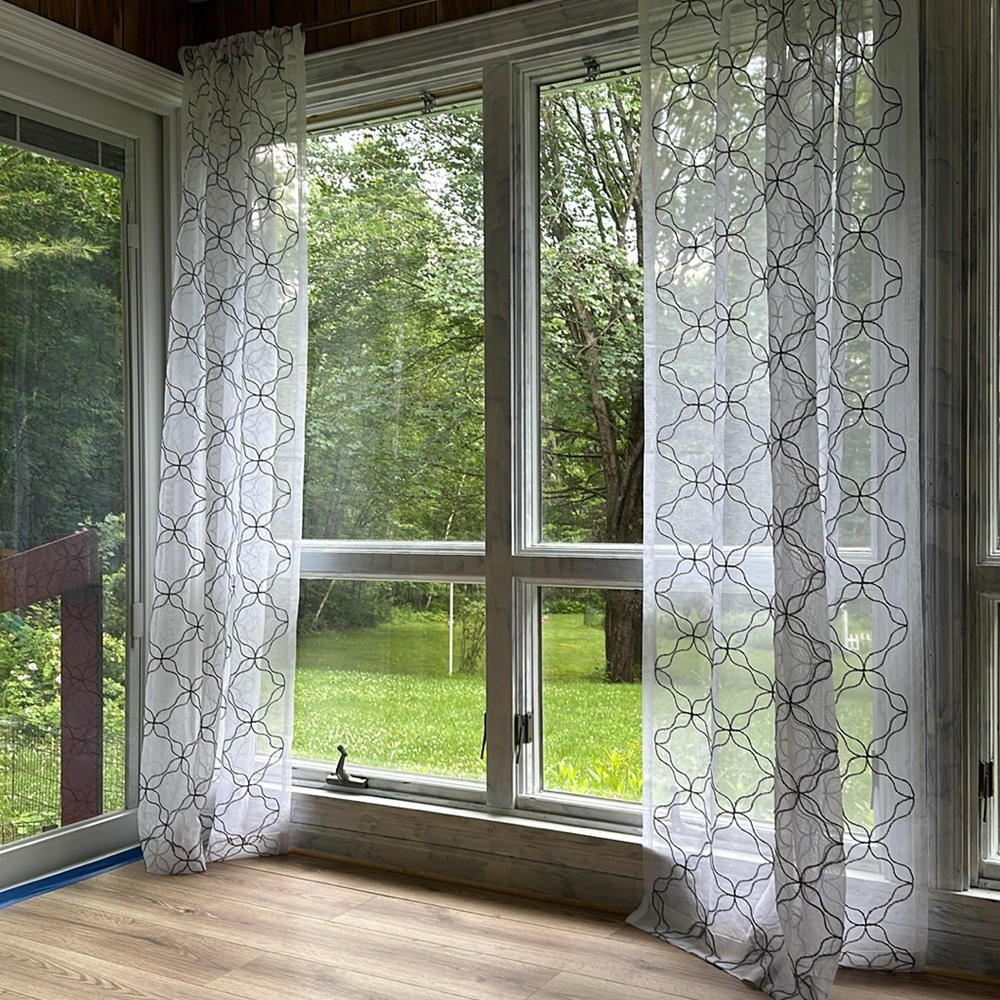 Set of 2 sheer curtain panels. 84x84